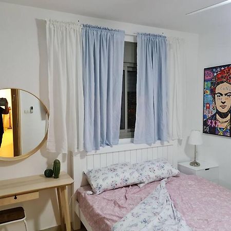 מרחק נגיעה בתקווה Apartment Petach Tikva Exterior photo